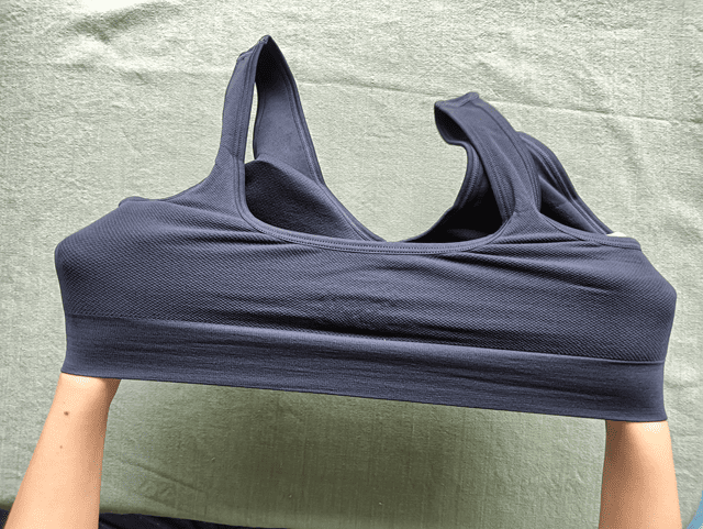 ジニエブラ生地を伸ばしてみた写真