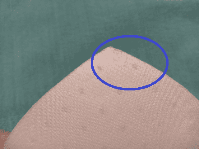 パッドの表裏の見分け方